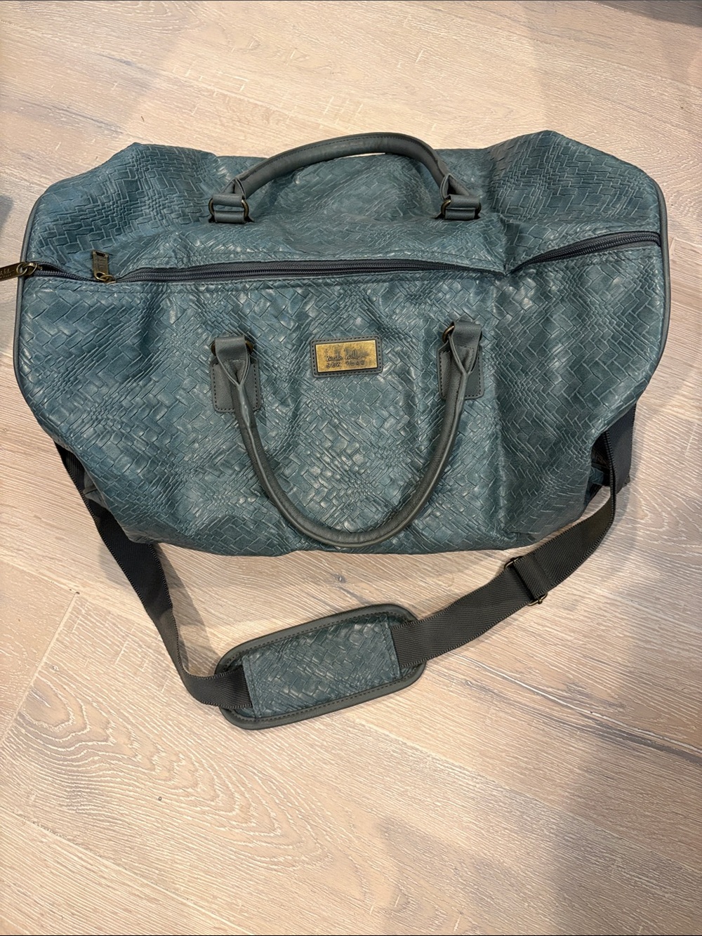 Nicole Miller duffle bag